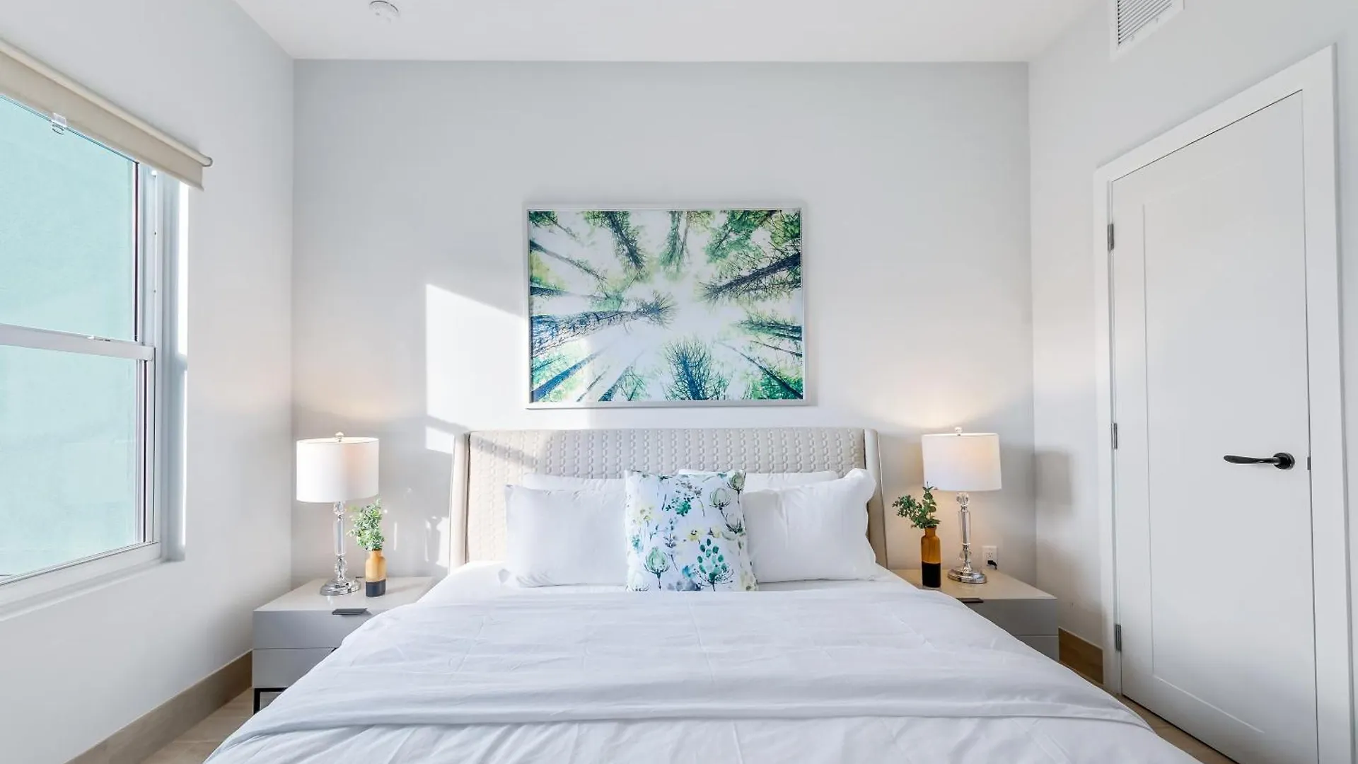 Affordable Luxury Apartments, 3 Min To Beach West Bay